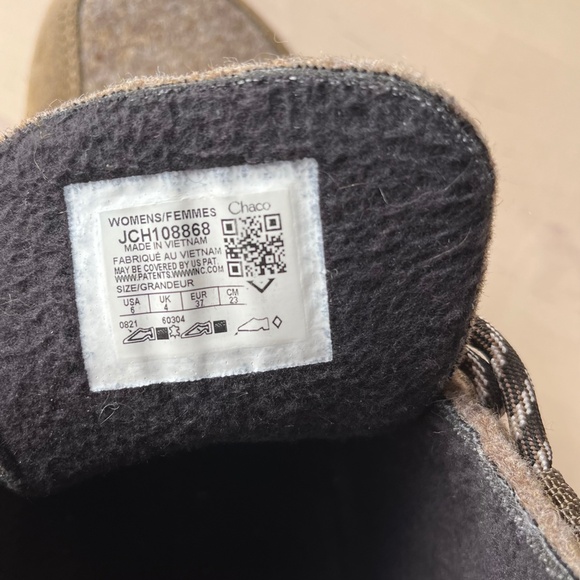 Chaco Women's Borealis Ledge Waterproof Boot - Picture 6 of 7